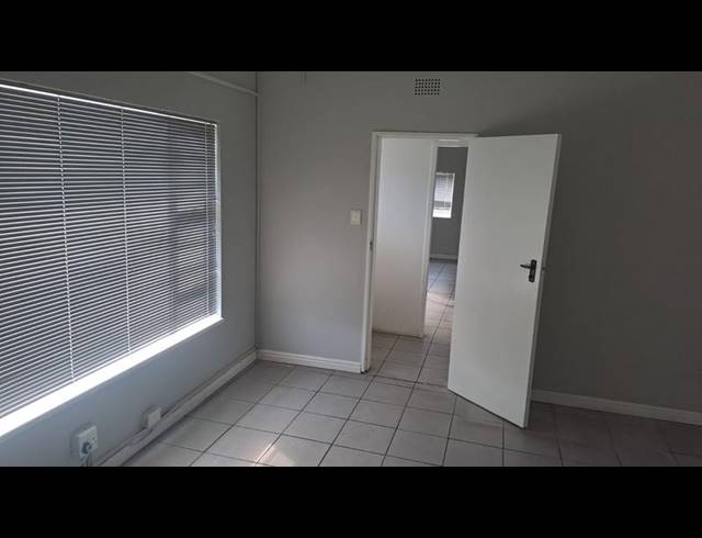 BUSINESS PROPERTY TO RENT IN WALMER